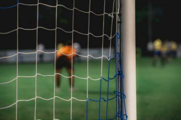 热刺豪掷1.85亿连签托纳利、费尔南德斯，夏窗已引援6人（配图示意）